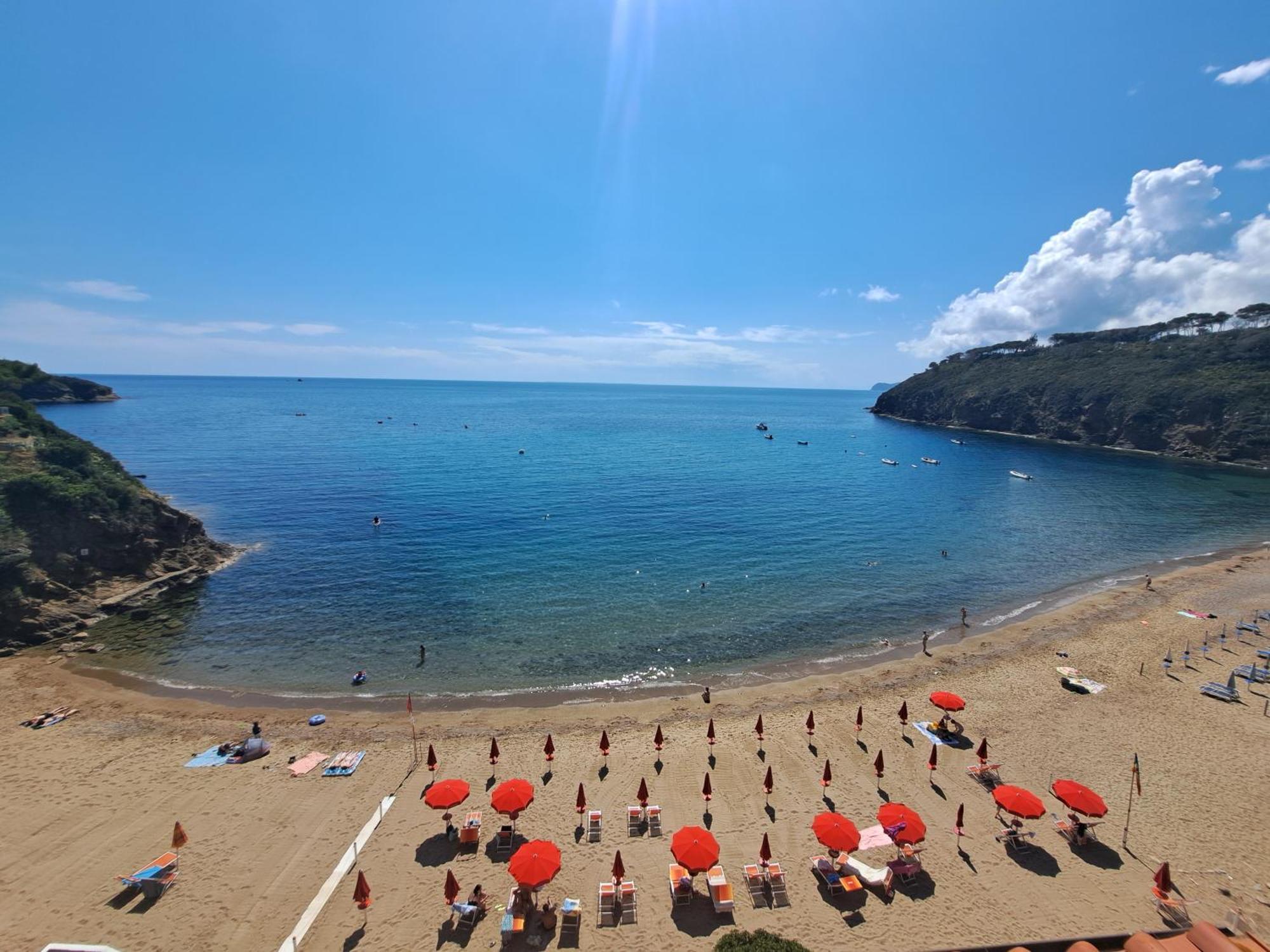 Elba Travels - Morcone Hotel กาโปลิเวรี ภายนอก รูปภาพ